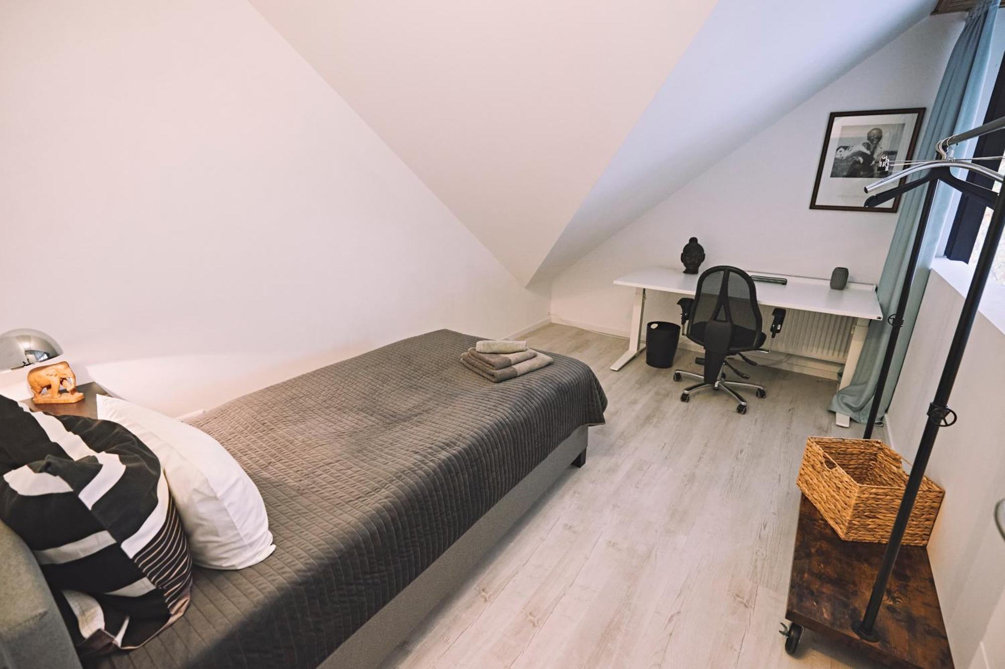 Ferienwohnung Bildstein's Kathmandu Langenfeld  Exterior foto