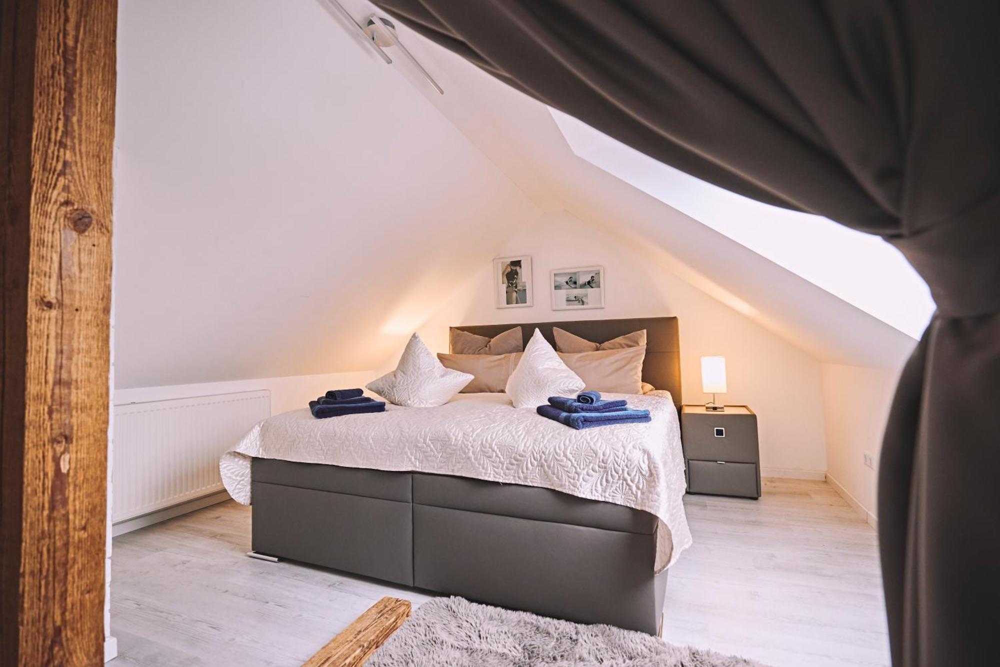 Ferienwohnung Bildstein's Kathmandu Langenfeld  Exterior foto