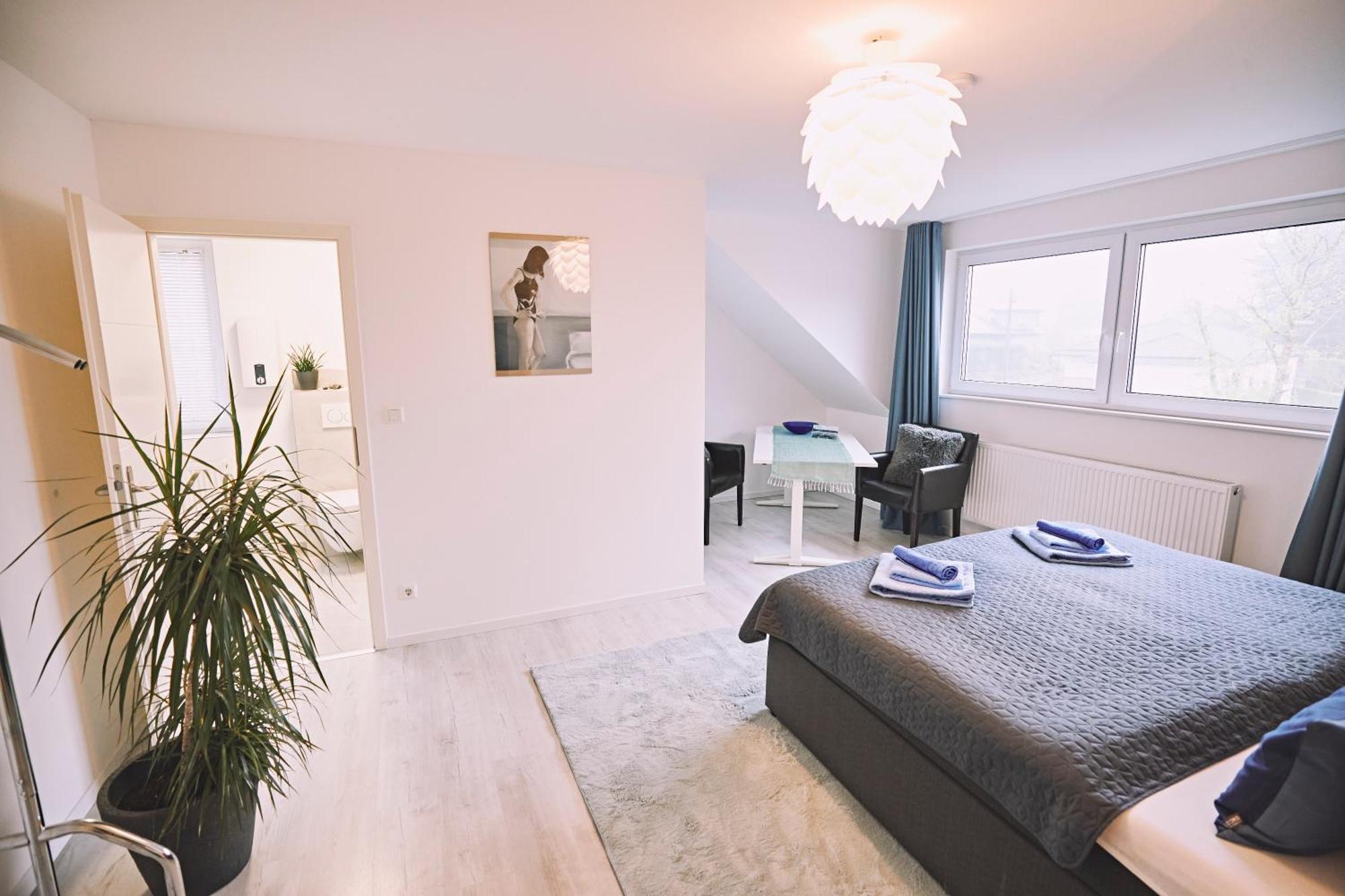 Ferienwohnung Bildstein's Kathmandu Langenfeld  Exterior foto